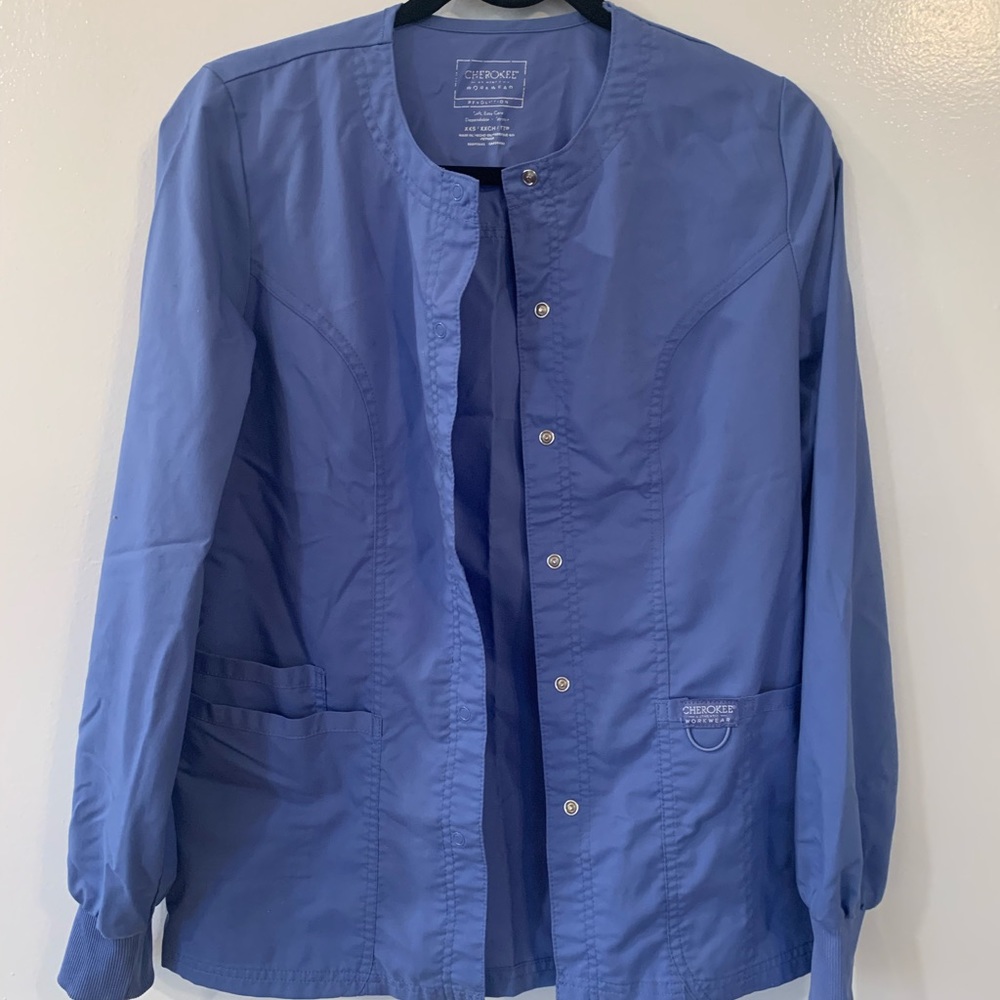 Ceil Blue scrub top Cherokee
